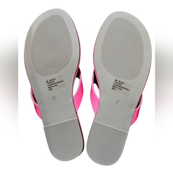 Wild Pair - NEW Fantasia Hot Neon Pink  Thongs Flip Flops 'Boy Bye' Bling​​ - Picture 4 of 8